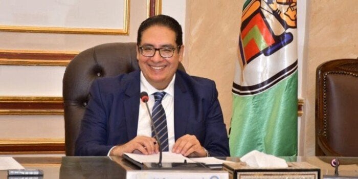 تهنئة لرئيس جامعة القاهرة لأساتذة الجامعة الفائزين بجوائز الدولة لعام 2025