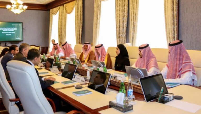 توقيع تاريخي: العنقري وجولمامادوف يتفقان على مراجعة النظير في أذربيجان