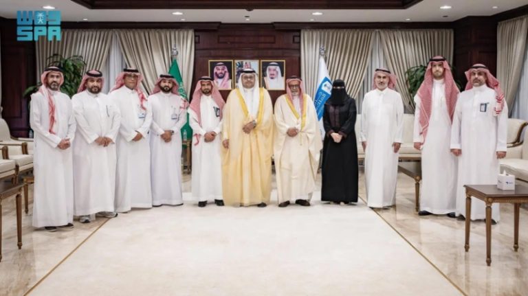 جامعة الملك سعود تطلق مقرري الحاسب الآلي والذكاء الاصطناعي بعمادة “الأولى المشتركة”