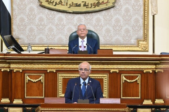 جلسة عاصفة تؤجل مناقشة