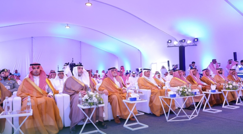 حجر الأساس يضعه الجاسر