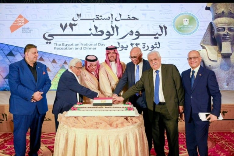 حضور الأمير سعود بن جلوي في حفل قنصلية مصر بيومها الوطني