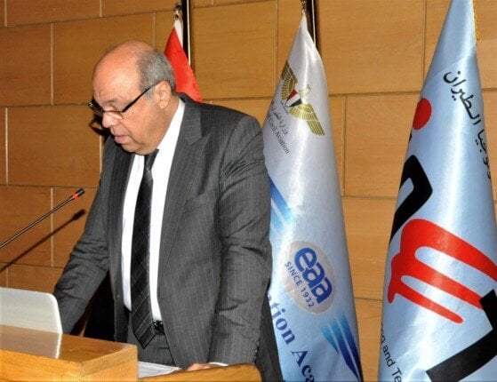 «حفل تخرج» طلاب معهد هندسة وتكنولوجيا الطيران بحضور وزير الطيران المدني