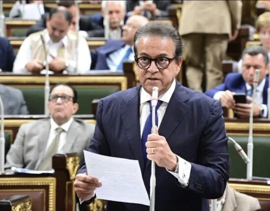 دعوة وزير الصحة لتوحيد الوضع المالي والوظيفي لخريجي كليات تكنولوجيا العلوم التطبيقية