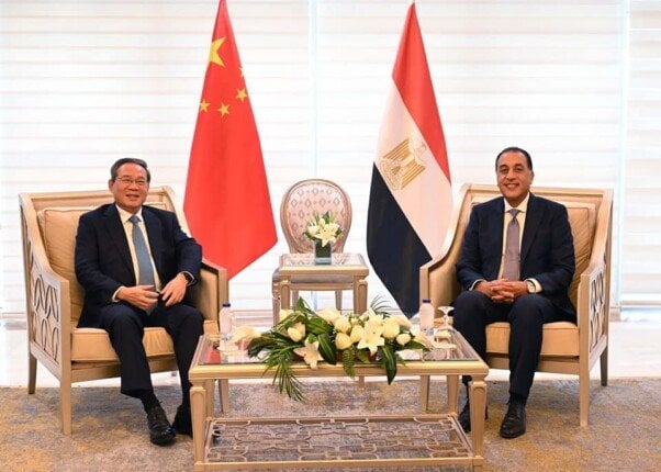 رئيس الوزراء يشيد بالدور الحيوي للصين في تعزيز التنمية المصرية