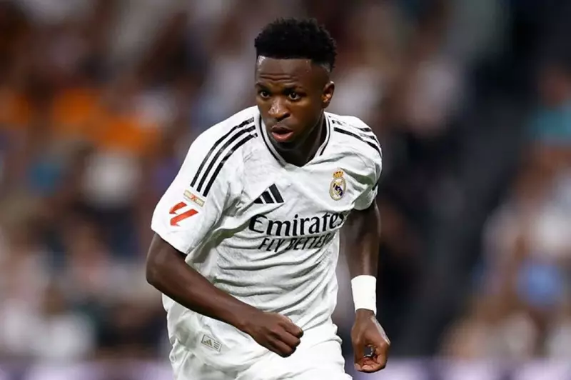 "بالسعر المناسب".. ريال مدريد يفتح باب الرحيل أمام فينيسيوس