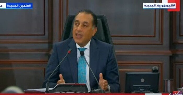 سفن التغويز تدخل الخدمة رسمياً في مصر.. توضيحات رئيس الوزراء