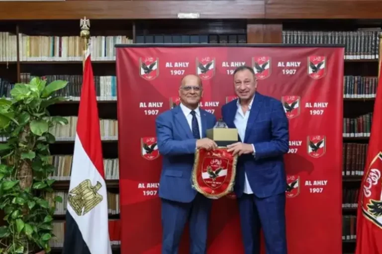 سفير تونس يشكر الأهلي لمساهمته في تعزيز السياحة بمدينة طبرقة