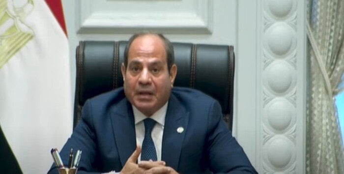 شاحنات مساعدات ضخمة جاهزة لدخول قطاع غزة وفقاً للرئيس السيسي