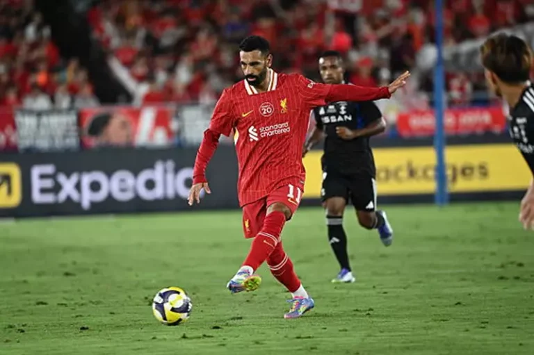 صلاح يتفوق في سباق إنساني مميز خلال تدريبات ليفربول على جاكبو