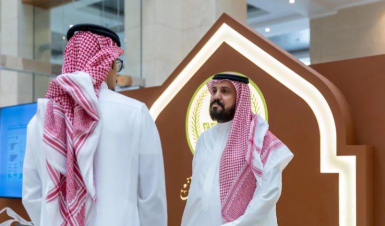 عسير تتألق في ملتقى إمارات المناطق بالمدينة المنورة