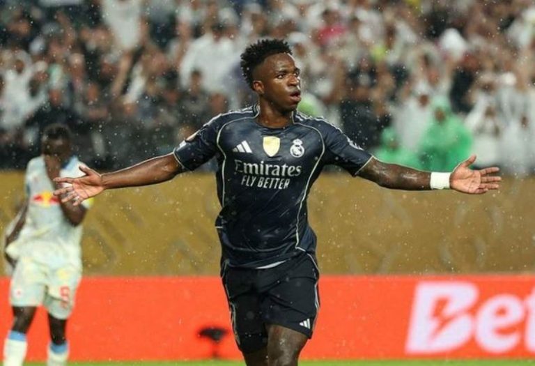 فينيسيوس جونيور ينتظر بفارغ الصبر تجديد عقده مع ريال مدريد