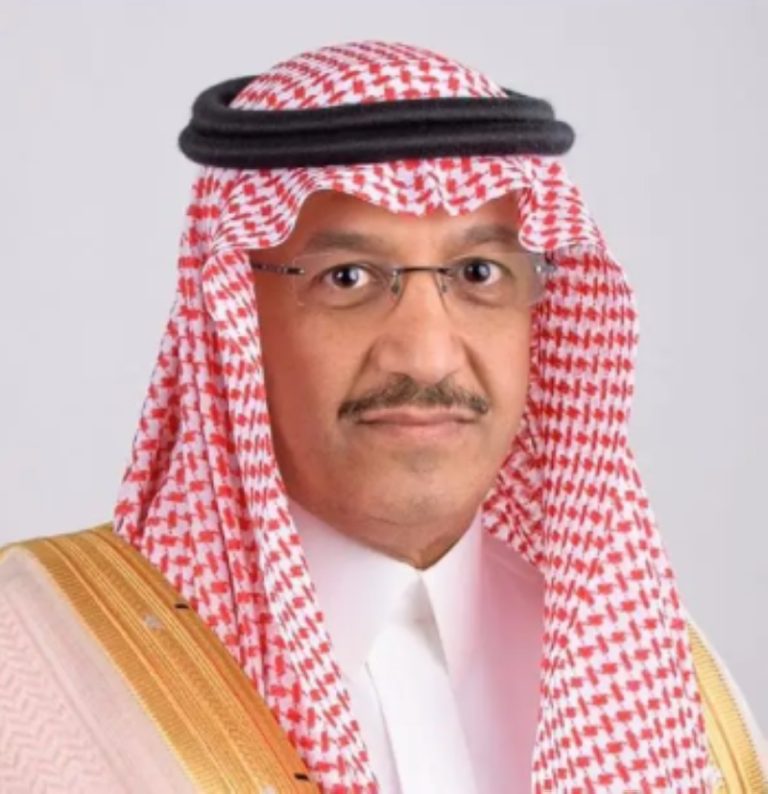لقاء وزير التعليم مع الرؤساء التنفيذيين للقطاع المصرفي والمالي