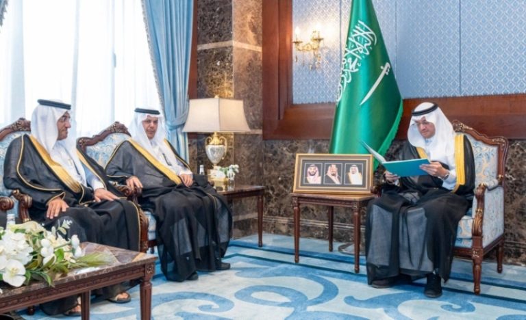 محافظ الأحساء يستعرض تقرير الإنجازات التعليمية للربع الأول من 2025