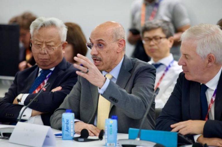 مشاركة “الإسلامي للتنمية” في جلستين استراتيجيتين بمؤتمر إشبيلية