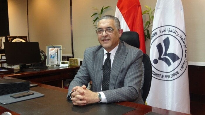 مصر تتحول مركزاً إقليمياً لتصنيع المنسوجات والملابس الجاهزة خلال عامين حسب رئيس هيئة الاستثمار