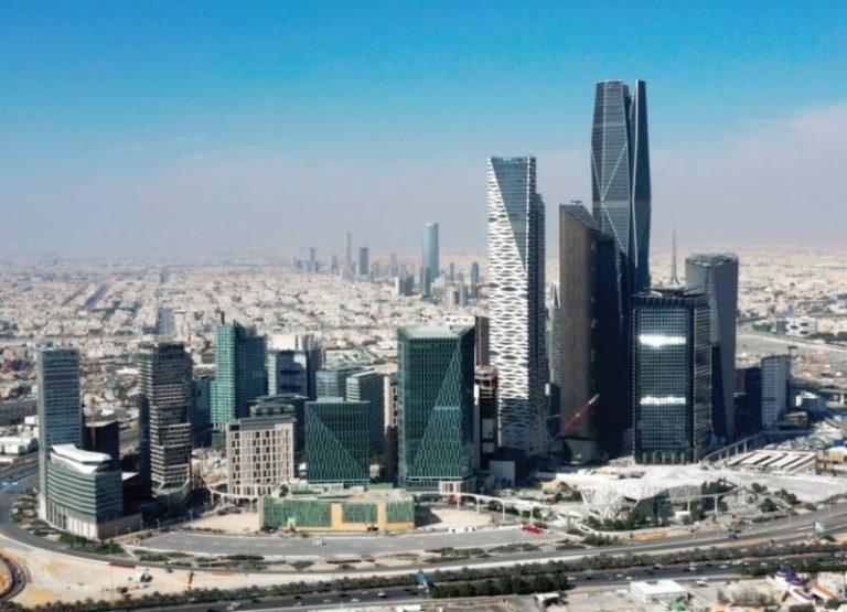 ممرات «كافد» المعلقة تتأهب لدخول موسوعة جينيس