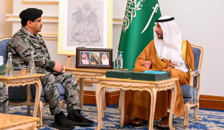 مُحافظ الطائف يلتقي مدير عام السجون بالمملكة