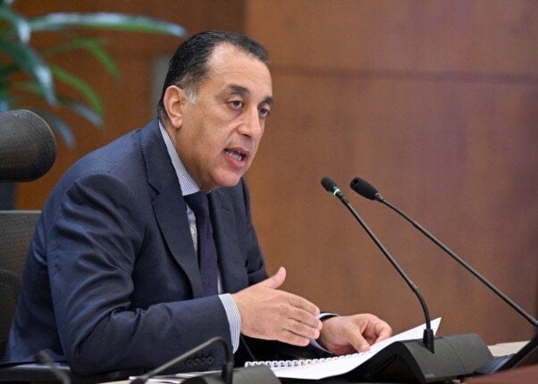 نداء عاجل من «مدبولي» للوزراء لوضع خطة لمنع تكرار أزمة انقطاع الكهرباء في الجيزة