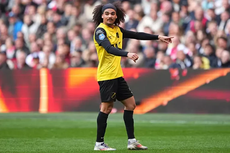 كايد يصل القاهرة تمهيداً للانضمام إلى الزمالك وفقاً لمصدر ليلا كورة