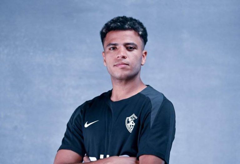 أحمد ربيع يشارك مع الزمالك في مواجهة سيراميكا كليوباترا وسط ترقب الجماهير
