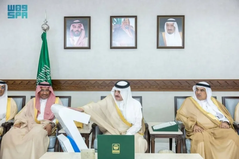 أمير الشرقية يطلق مشروع المصانع المتعددة الأدوار لدعم الاقتصاد في الدمام