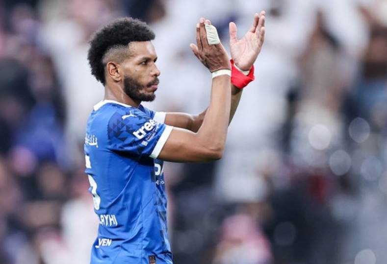 اتحاد جدة يسعى للتعاقد مع علي البليهي لتعزيز صفوفه من الهلال