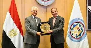 استثمار رأس المال البشري يعزز كفاءة الأداء المؤسسي وفقاً لوزير المالية