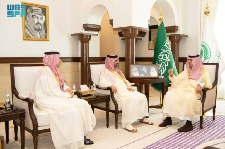 استقبال نائب أمير مكة لرئيس جامعة جدة