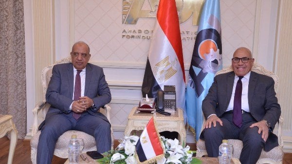 افتتاح خط إنتاج أبراج كهرباء الجهد العالي بحضور وزير الكهرباء ورئيس العربية للتصنيع