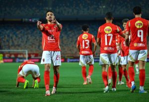 الأهلي يستضيف مودرن سبورت في مباراة حماسية بالدوري المصري الممتاز