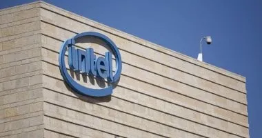 الحكومة الأمريكية تتخلى عن شروط قانون الرقائق لشركة إنتل