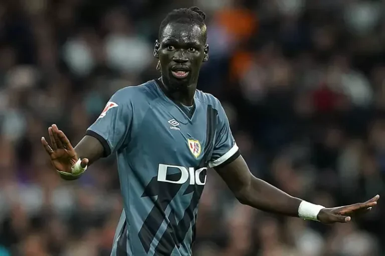 الشباب السعودي يسعى لضم لاعب رايو فاليكانو الإسباني في صفقة جديدة