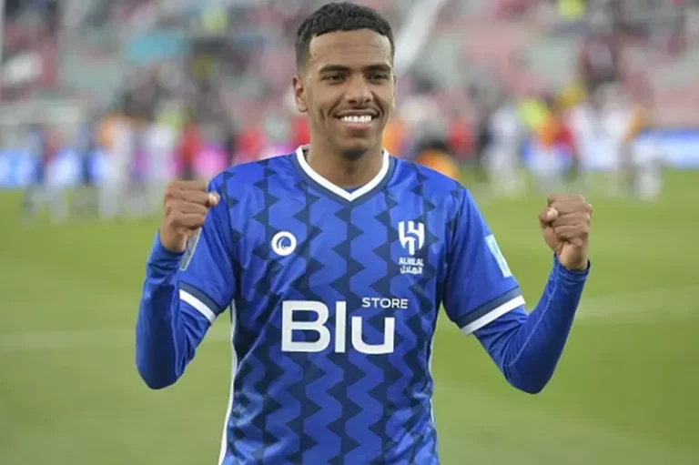 القادسية ينجح في توقيع عقد مع اللاعب مصعب الجوير لتحقيق آمال الجماهير