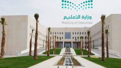 المعلمون الخبراء ملزمون بمتابعة تقارير زملائهم