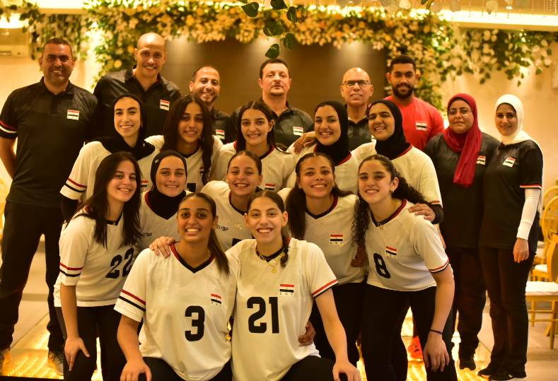 منتخب شابات الطائرة