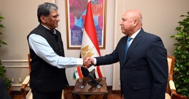 تعاون مثمر بين مصر والهند: كامل الوزير يلتقي بسفير الهند بالقاهرة