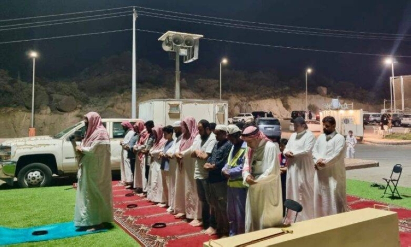 تفعيل المصلى المتنقل في الأماكن العامة بالباحة