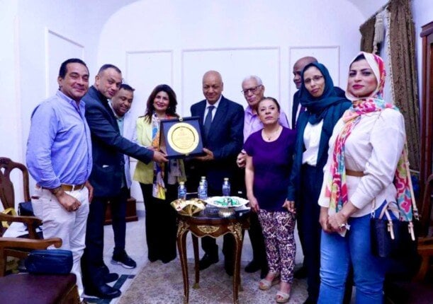 تكريم مصطفى بكري من المركز العربي للإعلام