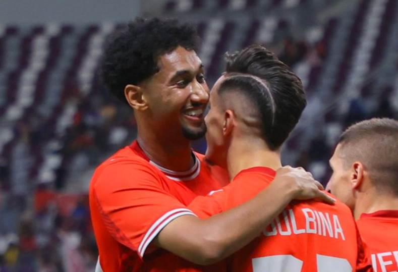 دحيل القطري يواصل مشواره في دوري أبطال آسيا وسط آمال جماهيره الكبيرة
