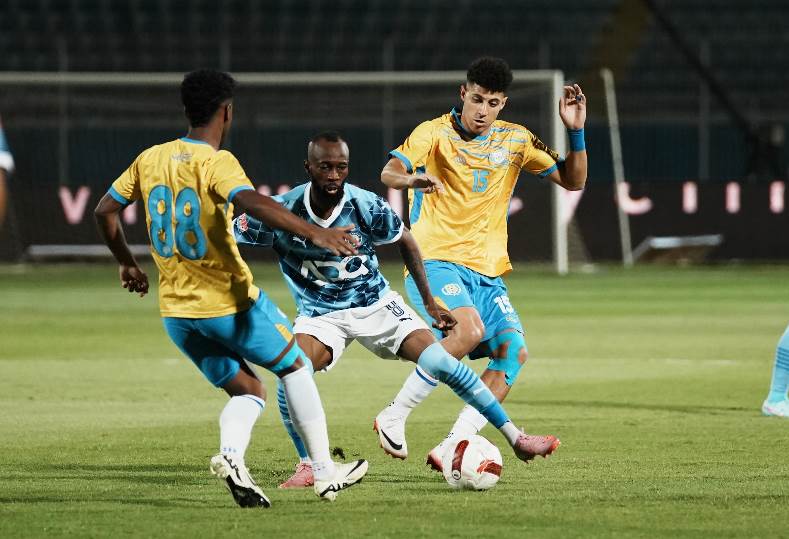 رأسية مروان حمدي تمنح بيراميدز فوزاً مثيراً على الإسماعيلي في دوري نايل