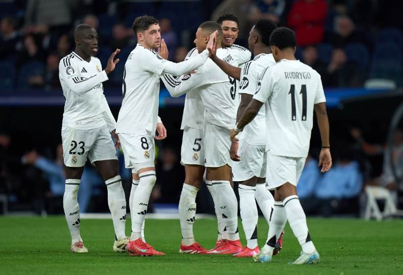 ريال مدريد يتقدم باعتراض إنساني على موعد مباراة فياريال وبرشلونة
