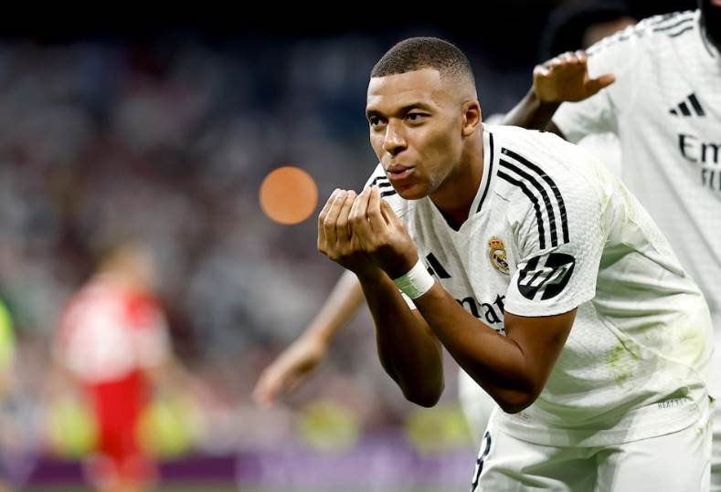 ريال مدريد يستعد لمواجهة أوساسونا في افتتاح الدوري الإسباني 2025-26