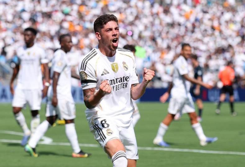 ريال مدريد يواجه تيرول في مباراة ودية اليوم على شاشة التلفاز