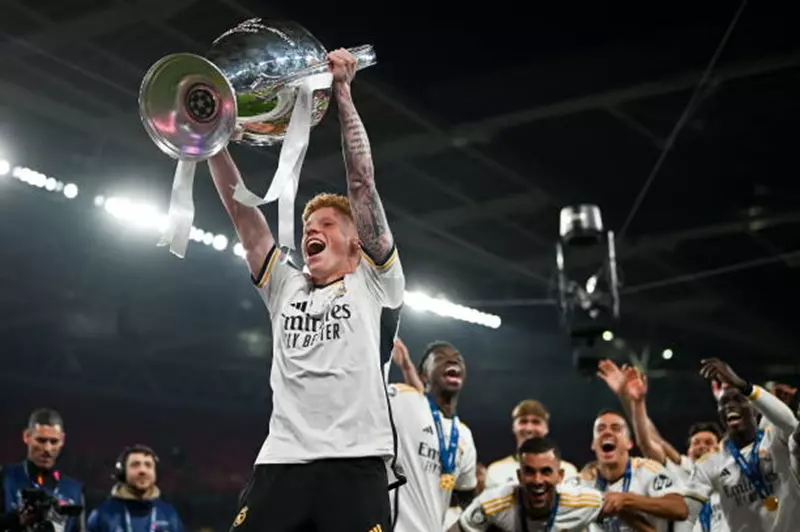 ريال مدريد يودع تميمة حظ أنشيلوتي ويبحث عن بداية جديدة