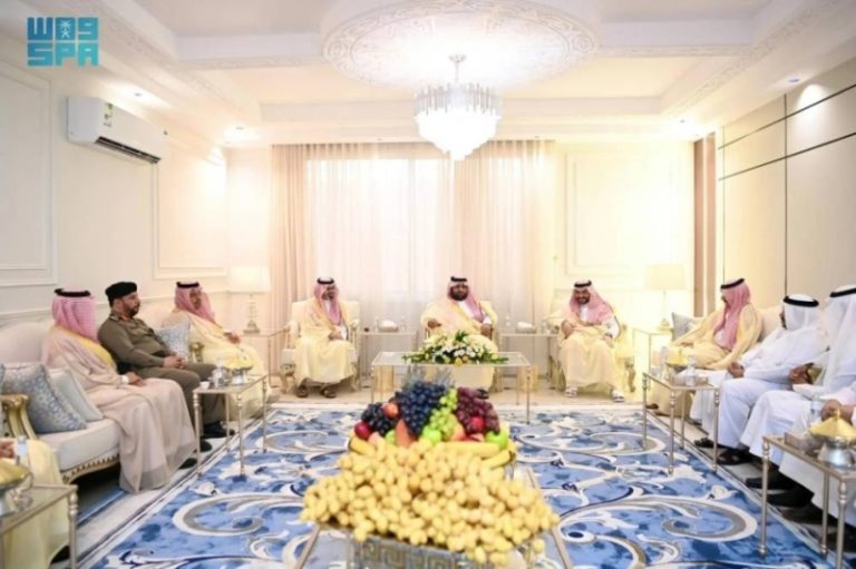 زيارة أمير جازان ونائبه للمدخلي عضو “الشورى”