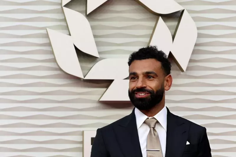 ساعة محمد صلاح المذهلة بسعر 600 ألف دولار تتصدر الأضواء في حفل الجوائز