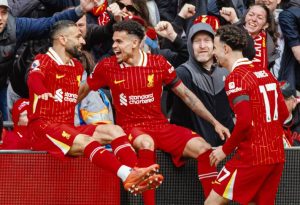 صلاح يغيب عن مباراة ليفربول ضد أتلتيك بيلباو في التشكيل الرسمي