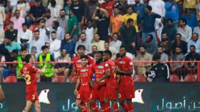 ضمك يخطف تعادلاً قاتلاً أمام الحزم في افتتاح دوري روشن