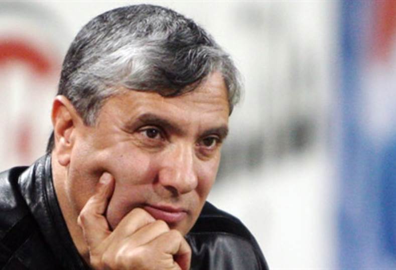 عبد الناصر محمد يؤكد نجاح التعاون الإداري مع جون إدوارد في الزمالك